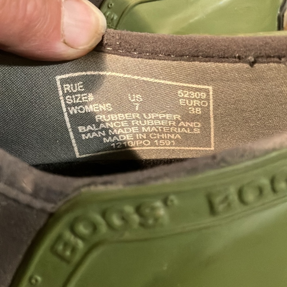 Bogs low ankle insulated mud shoes size 7 - Picture 3 of 10